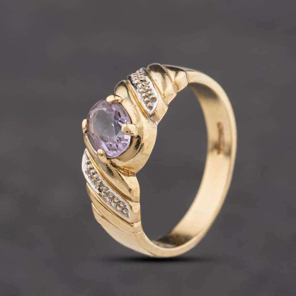 Second Hand 9ct Yellow Gold Amethyst & Diamond Dress Ring 41482727