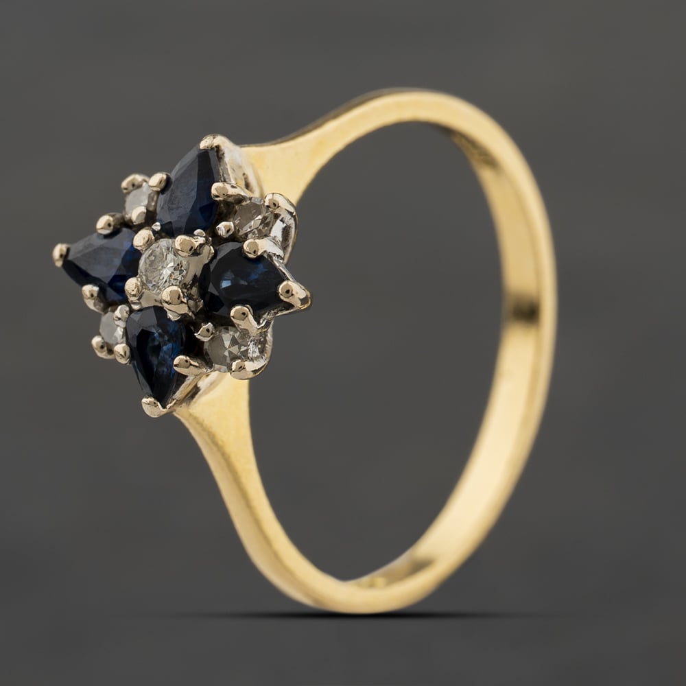 Second Hand 18ct Yellow Gold Sapphire & 0.15ct Brilliant Cut Diamond Cluster Ring 41482755