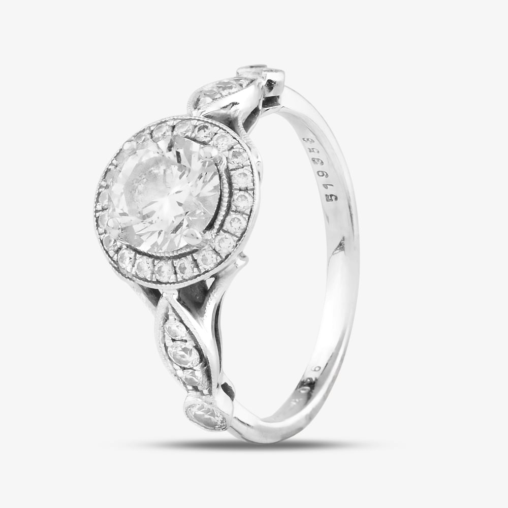 Second Hand 18ct White Gold Certificated 1.06ct Brilliant Cut Diamond Round Shoulder Set Solitaire Ring 41482584