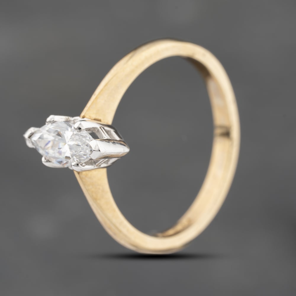 Second Hand 9ct Yellow Gold Cubic Zirconia Marquise Shaped Solitaire Ring 43111008