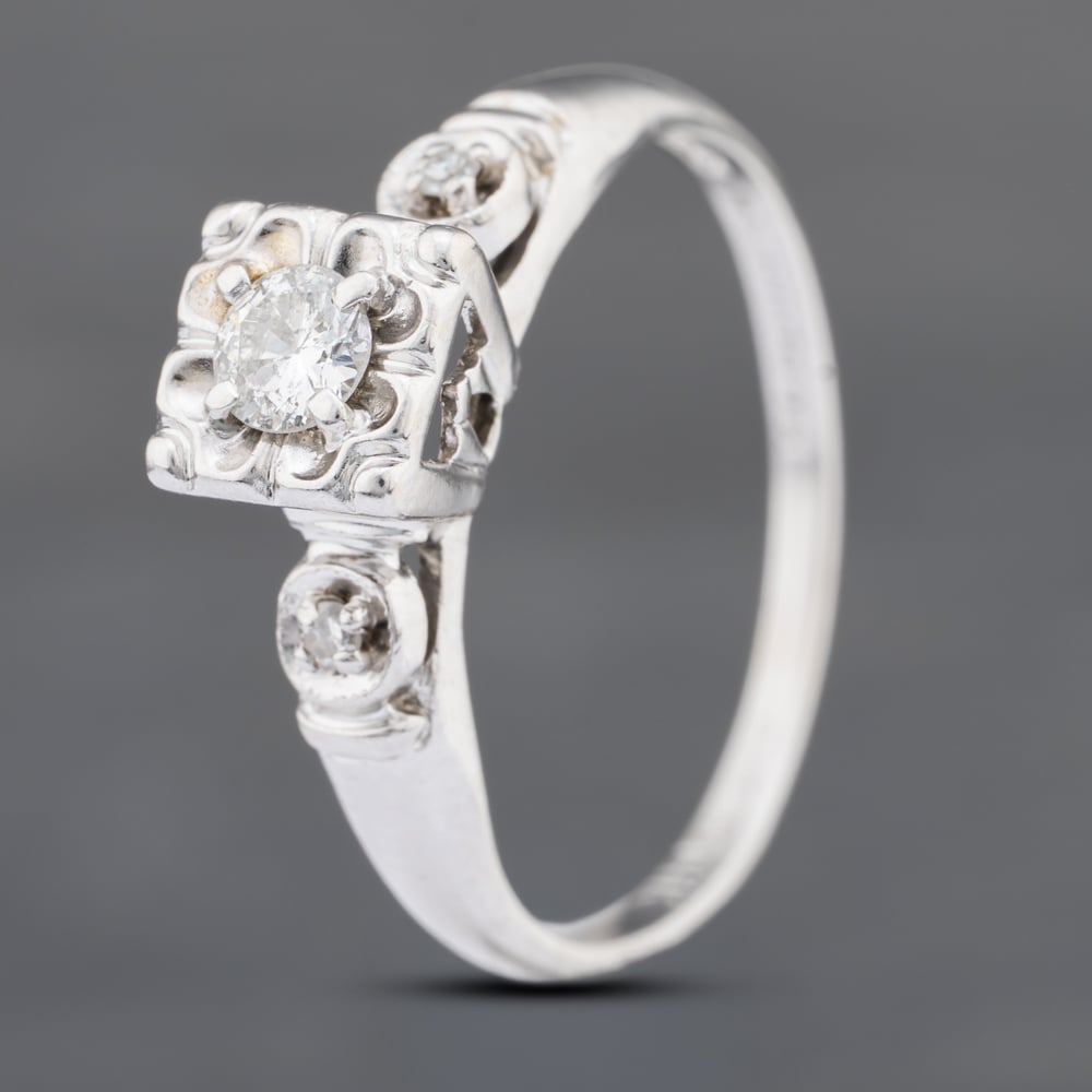 Second Hand 9ct White Gold 0.17ct Brilliant Cut Diamond Solitaire Ring 43121104