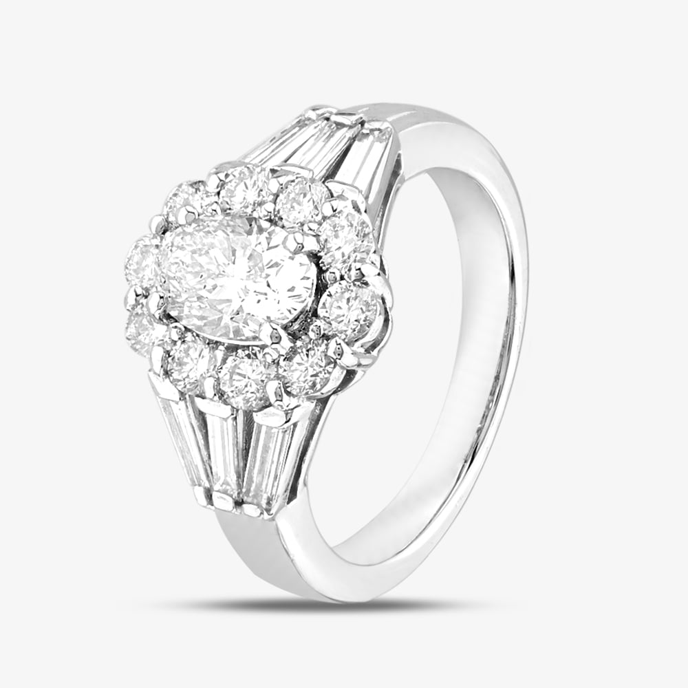 Second Hand Platinum 1.75ct Diamond Oval Cluster Ring 43121187