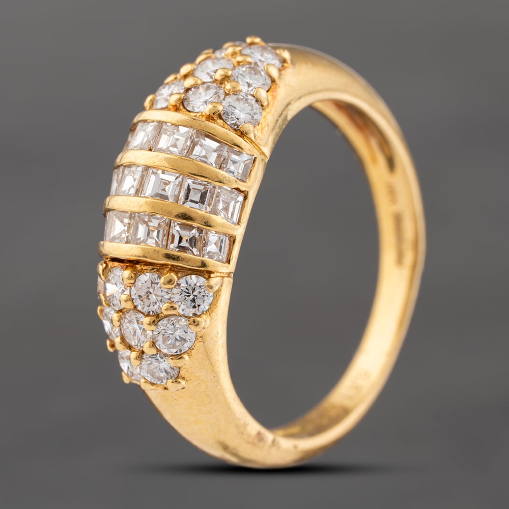 Second Hand 18ct Yellow Gold 1.26ct Diamond Cluster Ring 43121241