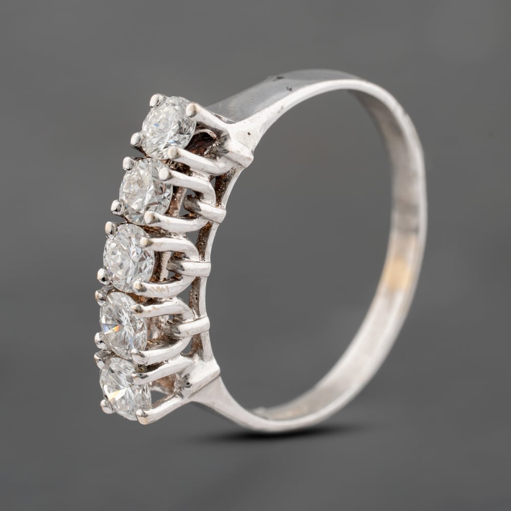 Second Hand 18ct White Gold Brilliant Cut Diamond Five Stone Ring 43121280