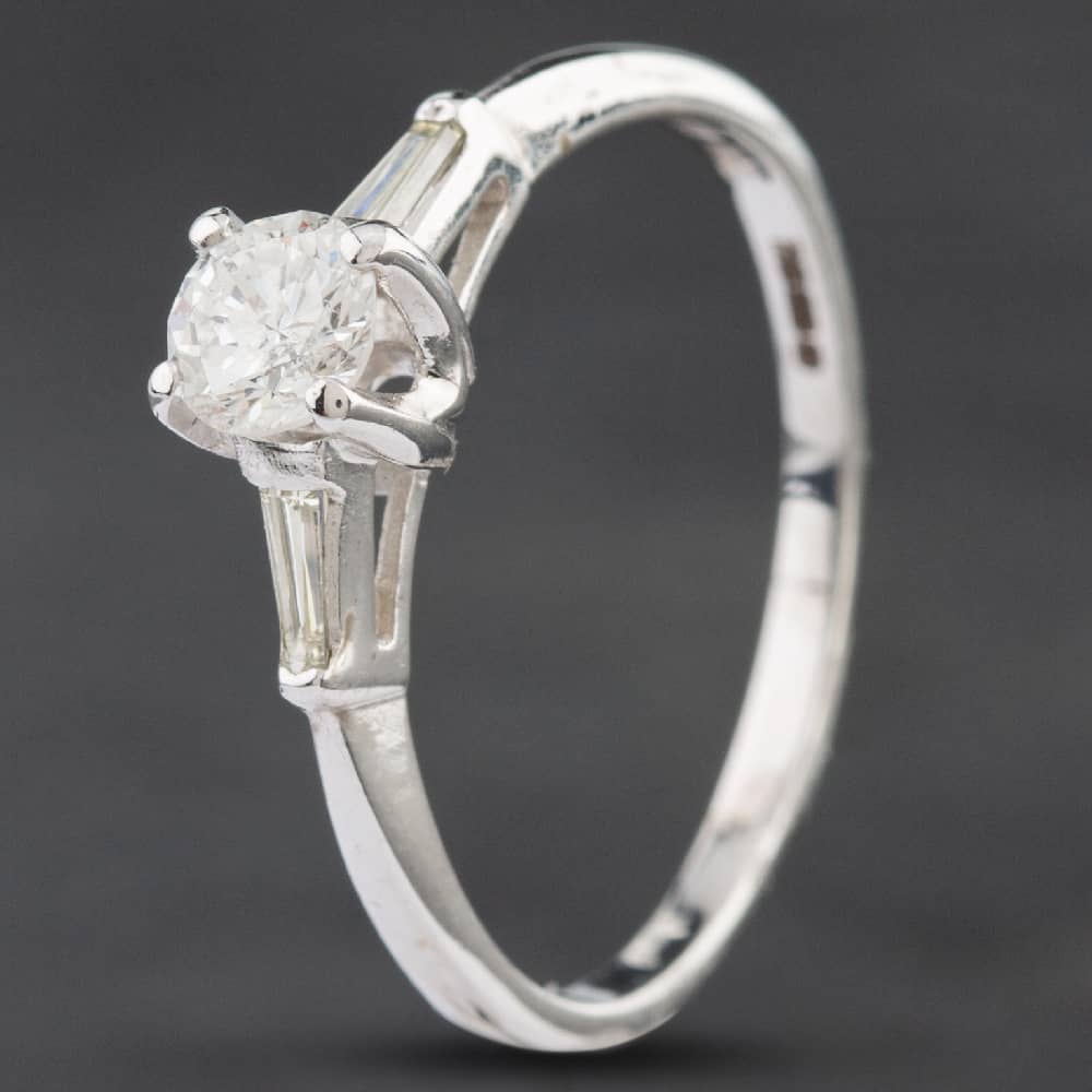Second Hand 9ct White Gold 0.50ct Brilliant Cut Diamond Solitaire Ring 4312354
