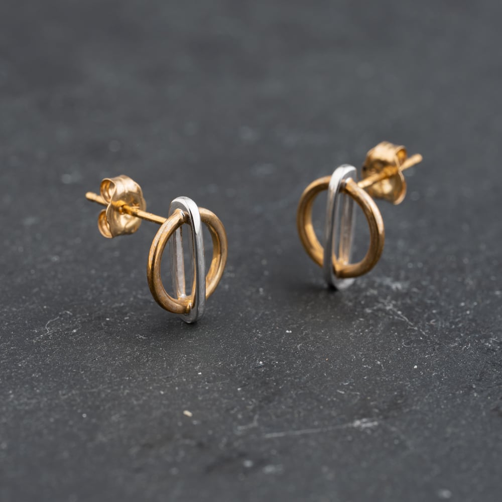 Second Hand 9ct Two Colour Gold 11.5mm Stud Earrings 43171446
