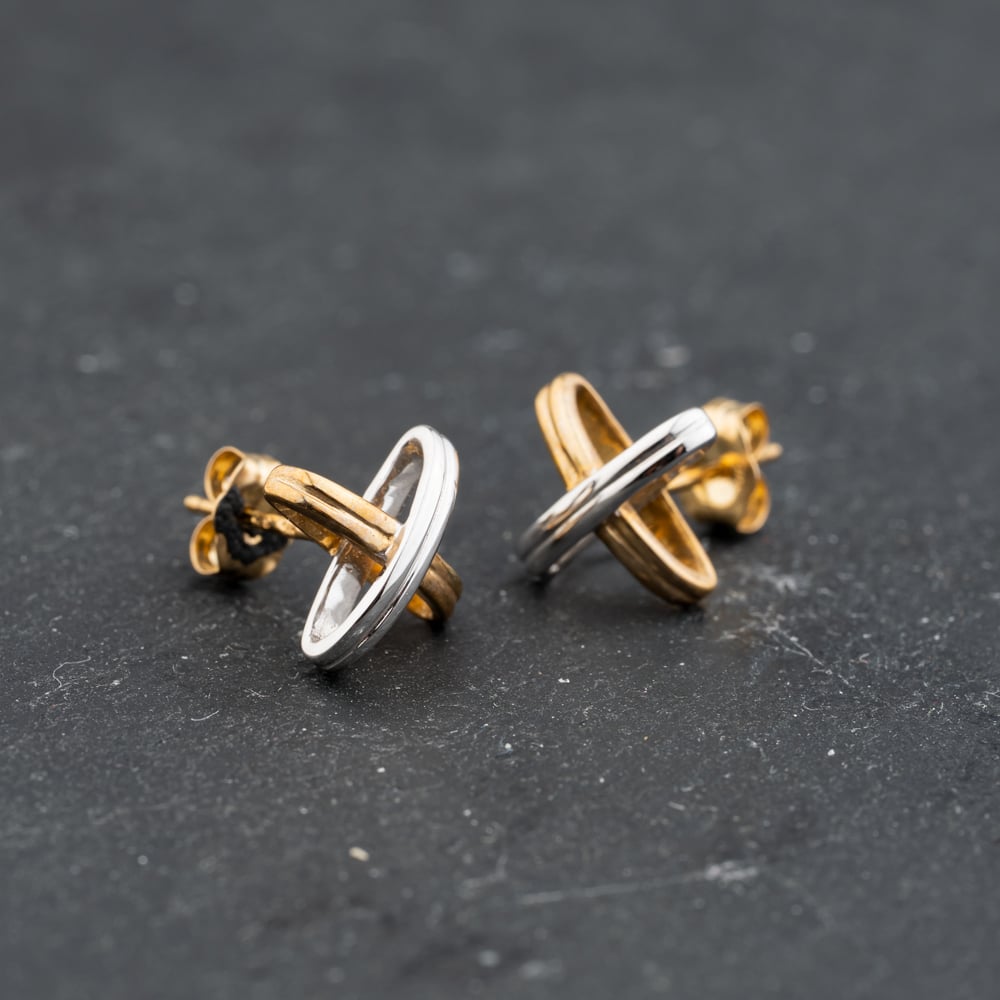 Second Hand 9ct Two Colour Gold 8.5mm Stud Earrings 43171447