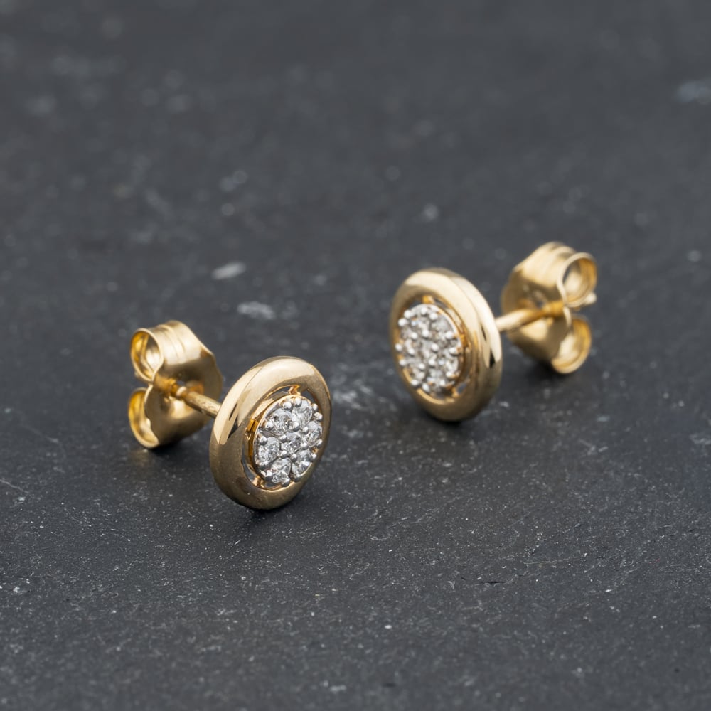 Second Hand 9ct Yellow Gold 0.15ct Brilliant Cut Diamond Round Cluster Stud Earrings 43171455