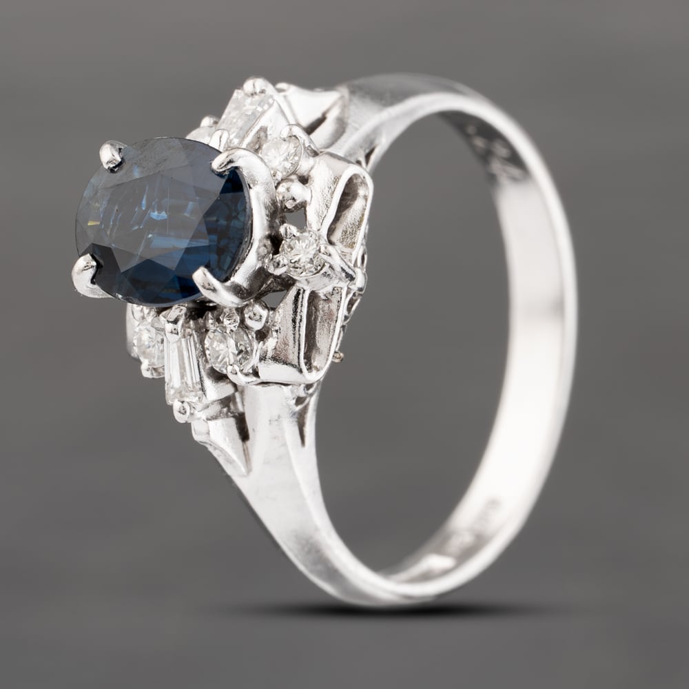Second Hand Platinum 1.24ct Sapphire & 0.22ct Diamond Oval Cluster Ring 43361154