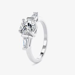 Platinum Trilogy 0.70ct Diamond Ring M3R04-050-070-PT-H-SI2