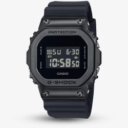 Casio G-Shock Mens Black Digital Watch GM-5600UB-1ER