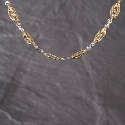 Second Hand 9ct Two Colour Gold Kiss & Swirl 15 Inch Fancy Chain 41041773