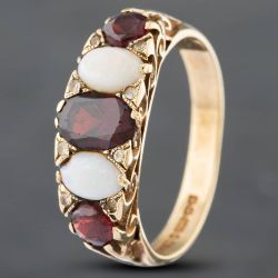 Second Hand Vintage 9ct Yellow Gold Garnet & Opal & Cubic Zirconia Boat Shape Five Stone Ring 41101880