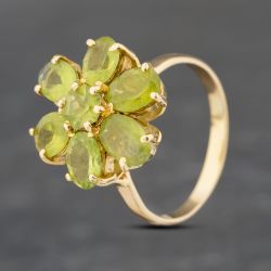 Second Hand 14ct Yellow Gold Peridot Cluster Ring 41102500