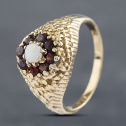Second Hand 9ct Yellow Gold Opal & Garnet Cluster Ring 41102665