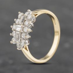 Second Hand 9ct Yellow Gold Cubic Zirconia Cluster Ring 41103156