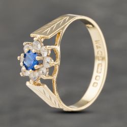 Second Hand 9ct Yellow Gold Synthetic Stone & White Synthetic Stone Cluster Ring 41103243