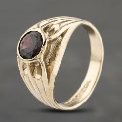 Second Hand Vintage 9ct Yellow Gold Garnet Rubover Single Stone Dress Ring 41103295