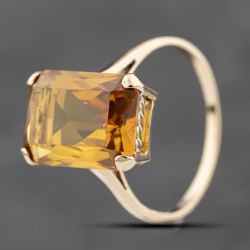 Second Hand Yellow Gold Synthetic Golden Yellow Sapphire Oblong Dress Ring 41103792