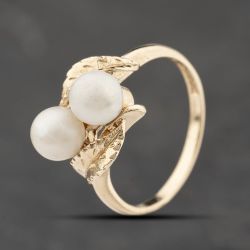 Second Hand 9ct Yellow Gold Cultured Pearl Leaf Shoulders Dress Ring 41103879