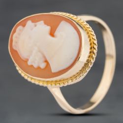 Second Hand Vintage Yellow Gold Cameo Large Oval Dress Ring 41103983