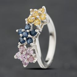 Second Hand 9ct White Gold Cubic Zirconia Triple Cluster Dress Ring 41104126