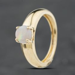 Second Hand 9ct Yellow Gold Opal Single Stone Dress Ring 41104132
