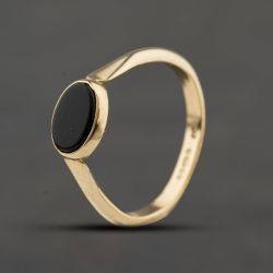 Second Hand 9ct Yellow Gold Onyx Oval Signet Ring 41104345