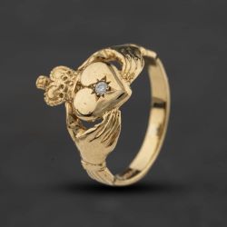 Second Hand 9ct Yellow Gold Cubic Zirconia Claddagh Ring 41104668