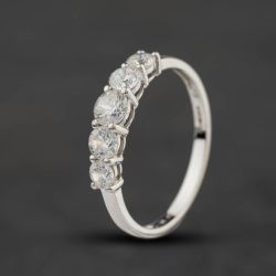 Second Hand 9ct White Gold Cubic Zirconia Five Stone Ring 41104673