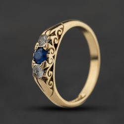 Second Hand Vintage 9ct Yellow Gold Blue And White Spinel Dress Ring 41104693