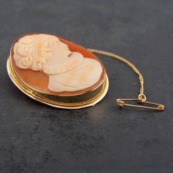 Second Hand 9ct Yellow Gold Cameo Large Oval Brooch 4113082