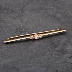 Second Hand Vintage Yellow Gold Brilliant Cut Diamond Three Stone Brooch 41131078