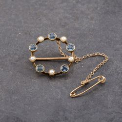 Second Hand Vintage Yellow Gold Aquamarine & Seed Pearl Circle Brooch 41131154