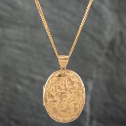 Second Hand 9ct Yellow Gold Oval Hand Engraved Locket Pendant & 21 Inch Curb Chain 41141562