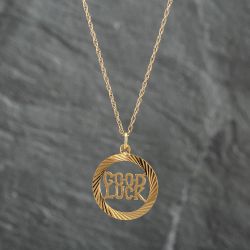 Second Hand 9ct Yellow Gold Round Good Luck Pendant & 22 Inch Prince Of Wales Chain 41141657