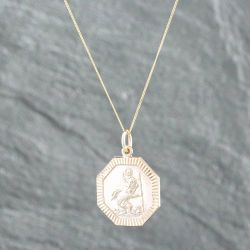 Second Hand 9ct Yellow Gold Hexagon Diamond Cut Edge St Christopher Pendant & 18 Inch Curb Chain 41141759
