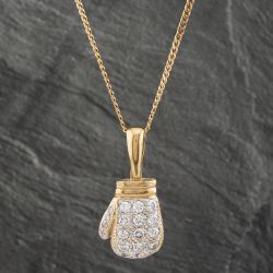 Second Hand 9ct Yellow Gold Cubic Zirconia Large Boxing Glove Pendant & 20 Inch Curb Chain 41142306