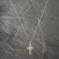 Second Hand 9ct Yellow Gold Diamond Set Cross Pendant & 18 Inch Curb Chain 41142481