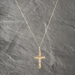 Second Hand 9ct Yellow Gold Crucifix Cross Pendant & 18 Inch Curb Chain 41142591