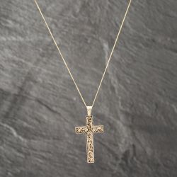 Second Hand 9ct Yellow Gold Scroll Engraved And Bark Textured Cross Pendant & 18 Inch Curb Chain 41142598