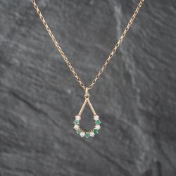 Second Hand 9ct Yellow Gold Emerald & Cubic Zirconia Open Tear Drop Pendant & 16 Inch Belcher Chain 41142625