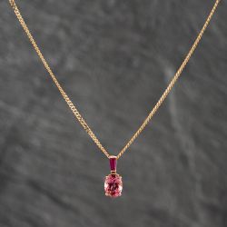 Second Hand 9ct Yellow Gold Pink Topaz Oval Gemstone Pendant & 18 Inch Curb Chain 41142637