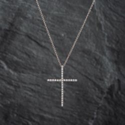 Second Hand 18ct White Gold 0.30ct Brilliant Cut Diamond Cross Pendant & 19 Inch Trace Chain 41142676