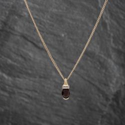 Second Hand 9ct Yellow Gold Garnet & 0.15ct Diamond Pendant & 19 Inch Curb Chain 41142684