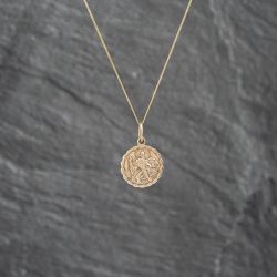 Second Hand 9ct Yellow Gold Round St Christopher Pendant & 18 Inch Curb Chain 41142709