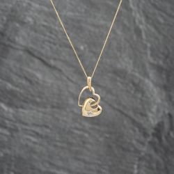 Second Hand 9ct Yellow Gold Diamond Double Heart Pendant & 18 Inch Curb Chain 41142710