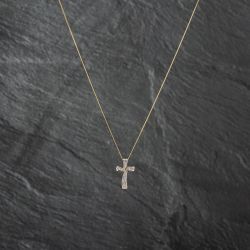 Second Hand Yellow Gold Cubic Zirconia Twist Cross Pendant & 18 Inch Curb Chain 41142803