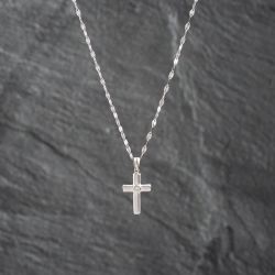Second Hand White Gold Diamond Cross Pendant & 17 Inch Fancy Chain 41142830