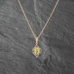 Second Hand 9ct Yellow Gold Peridot Filigree Drop Earrings With Pendant & 18 Inch Trace Chain 41142865